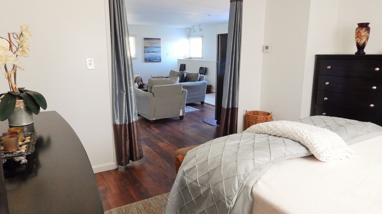 Photo of Bedroom in Valley Village