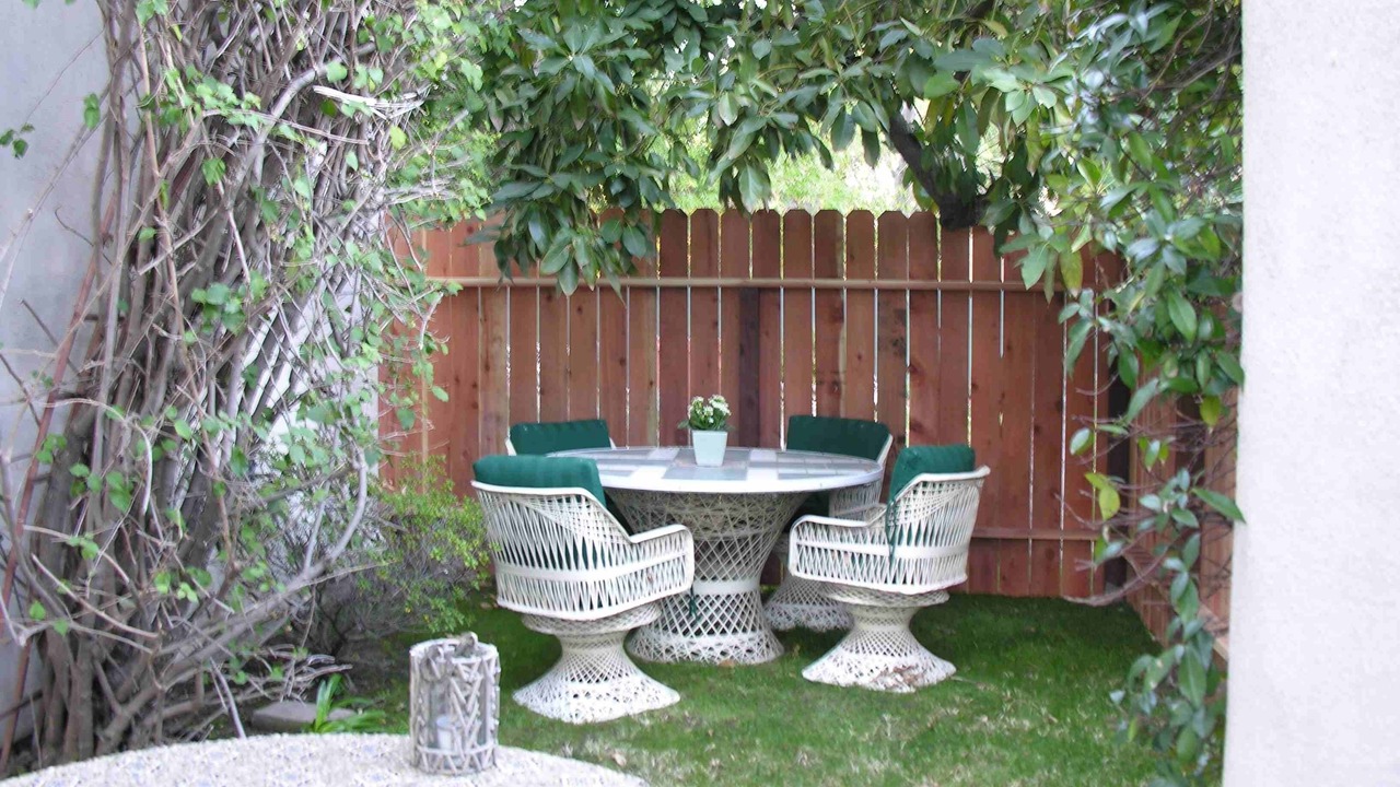 Photo of Outdoor in Valley Village