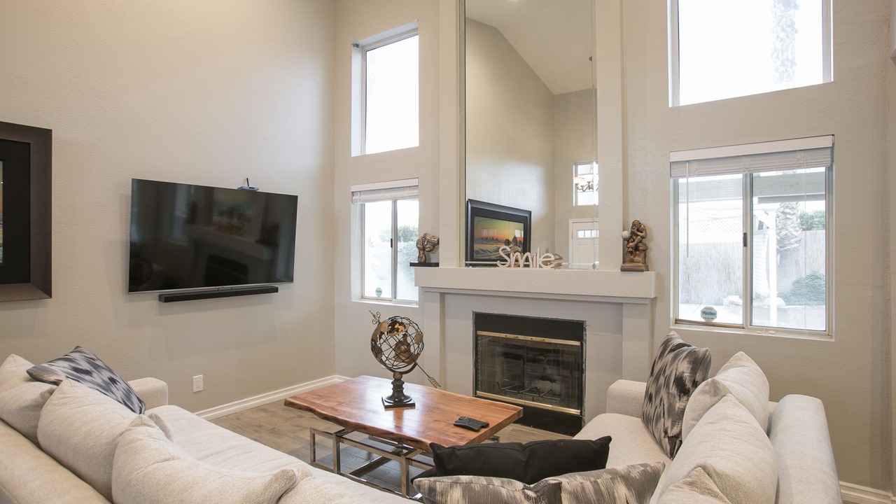 Photo of Livingroom in Indio