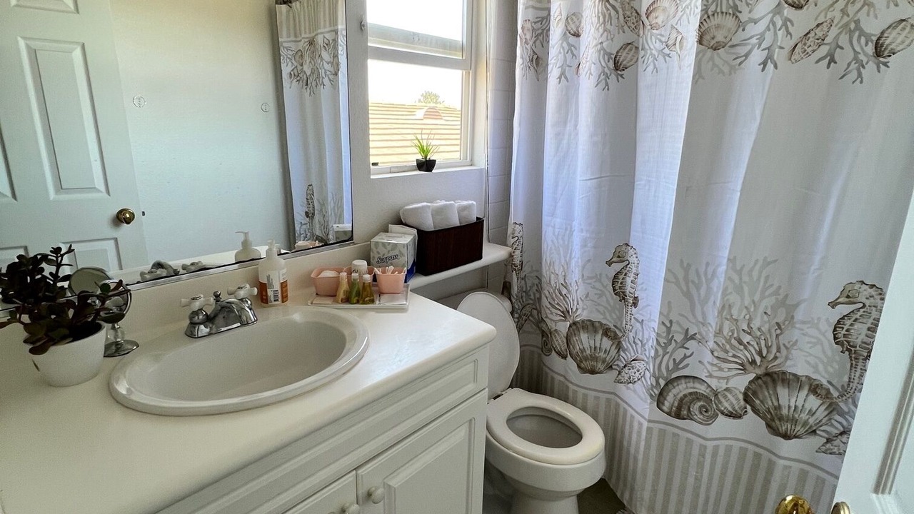 Photo of Bathroom in Cardiff-by-the-Sea