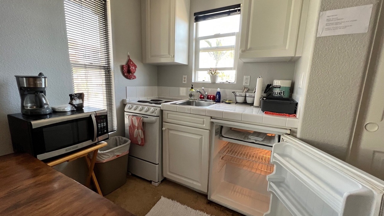 Photo of Kitchen in Cardiff-by-the-Sea