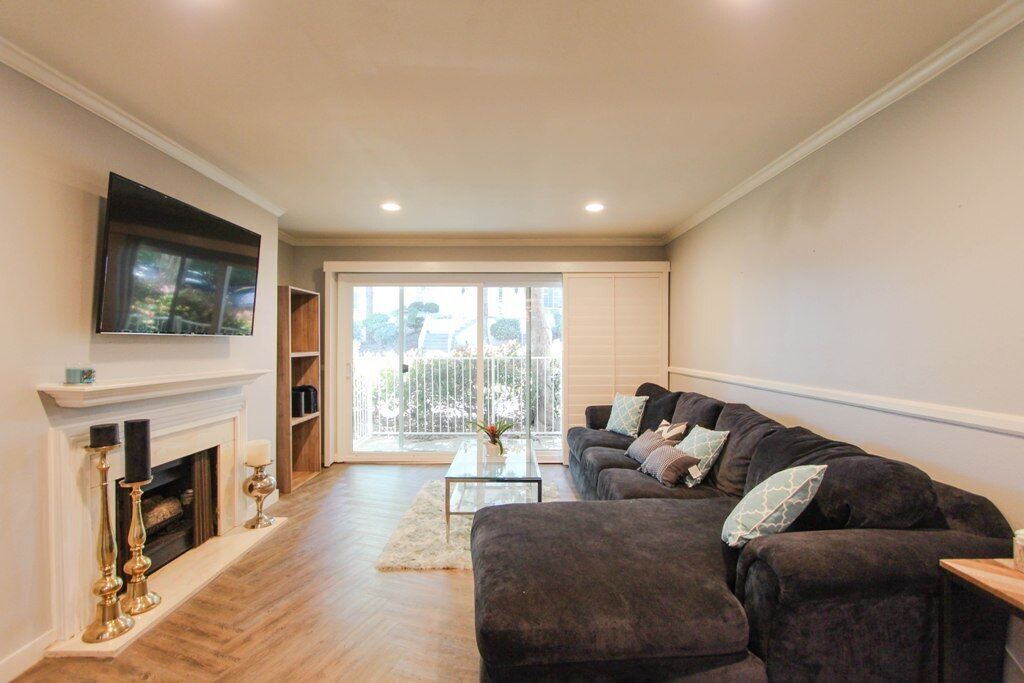 Photo of Livingroom in Santa Ana Heights