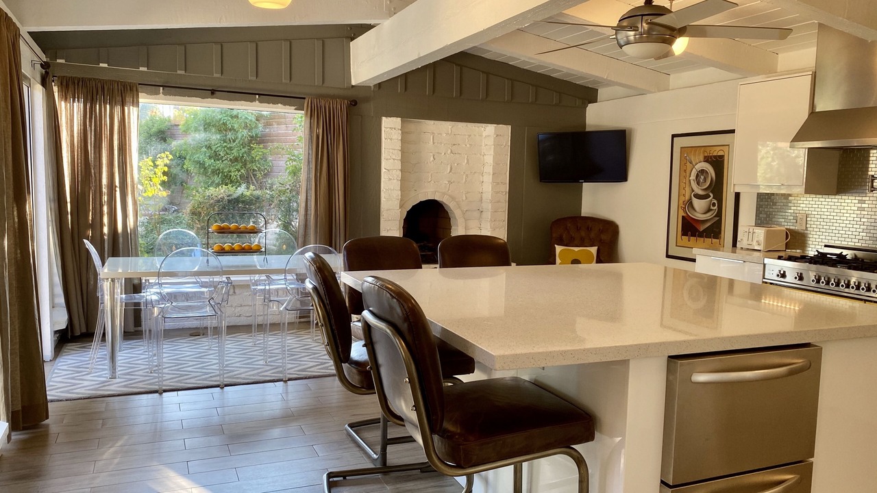Photo of Livingroom in Palm Desert