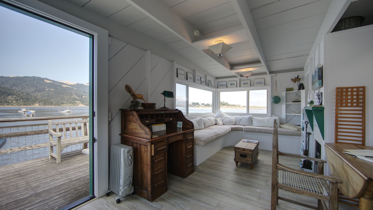 Photo of Livingroom in Bolinas