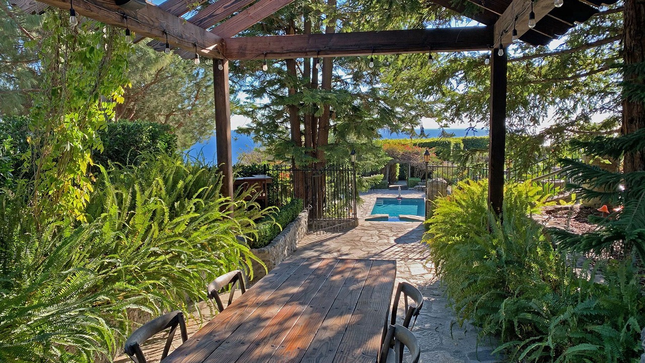 Photo of Outdoor in Central Malibu