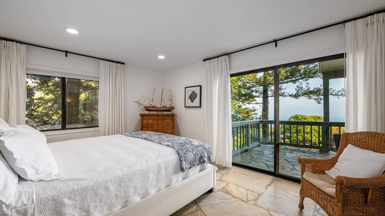 Photo of Bedroom in Central Malibu