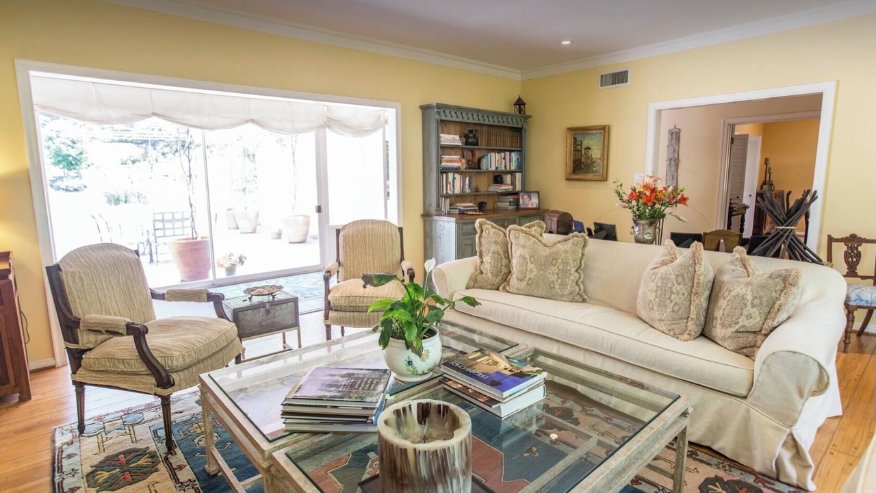 Photo of Livingroom in Bel Air