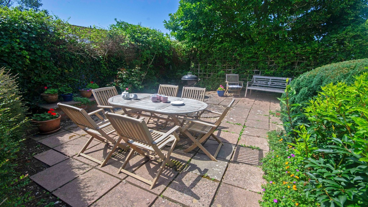 Photo of Outdoor in Wrafton