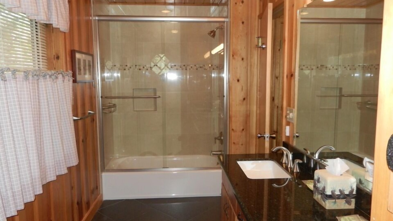 Photo of Bathroom in North Wawona