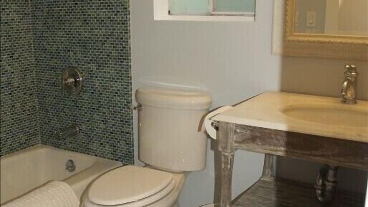 Photo of Bathroom in Laguna Beach
