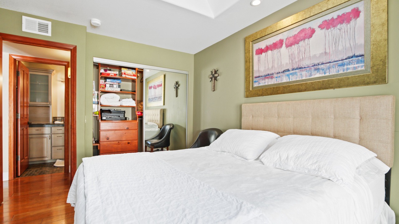 Photo of Bedroom in Laguna Niguel