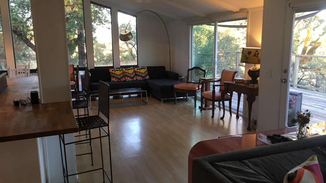 Photo of Livingroom in Ukiah