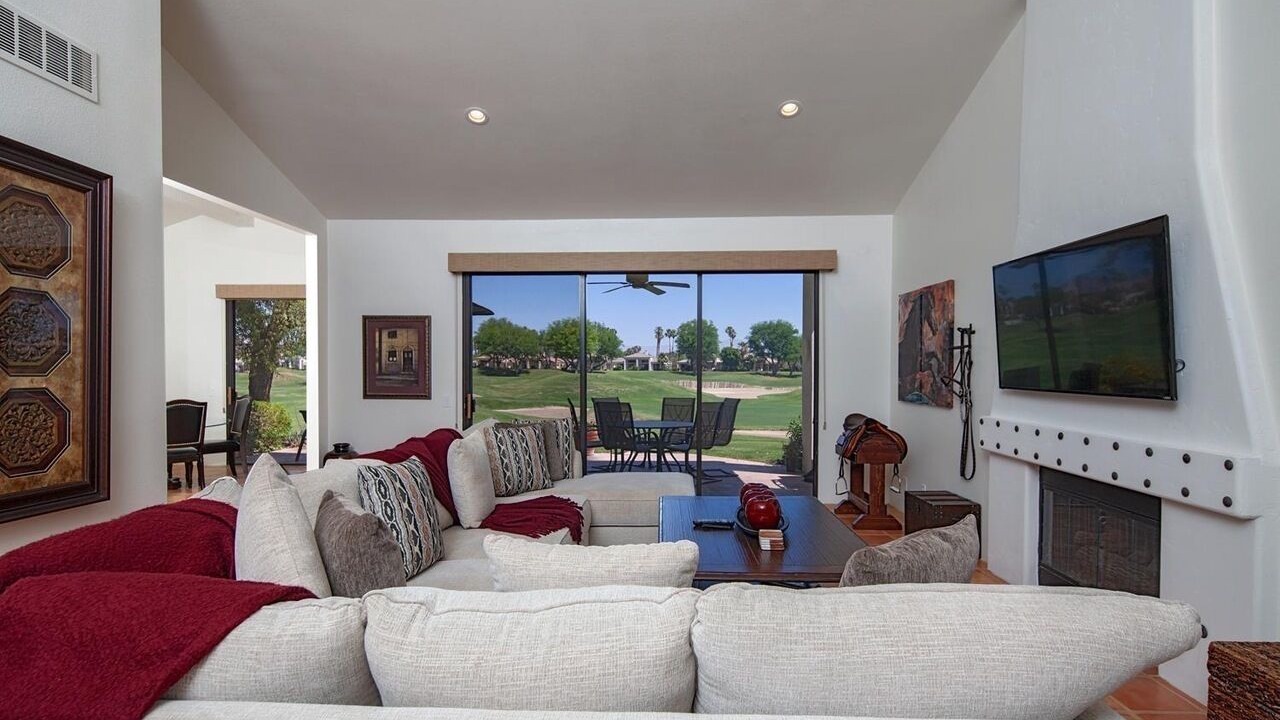 Photo of Livingroom in La Quinta