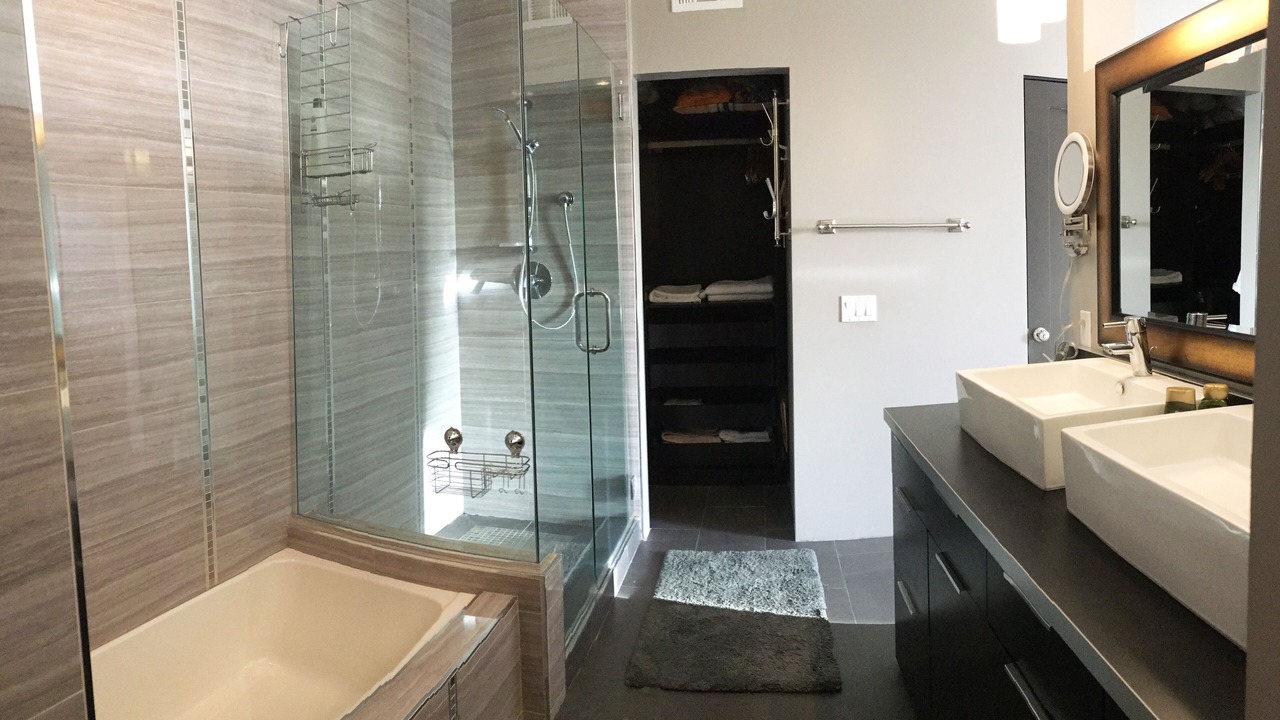 Photo of Bathroom in Laguna Beach