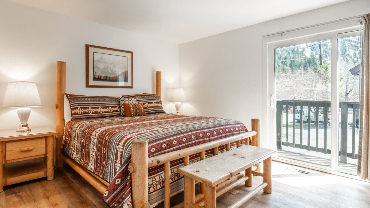 Photo of Bedroom in June Lake