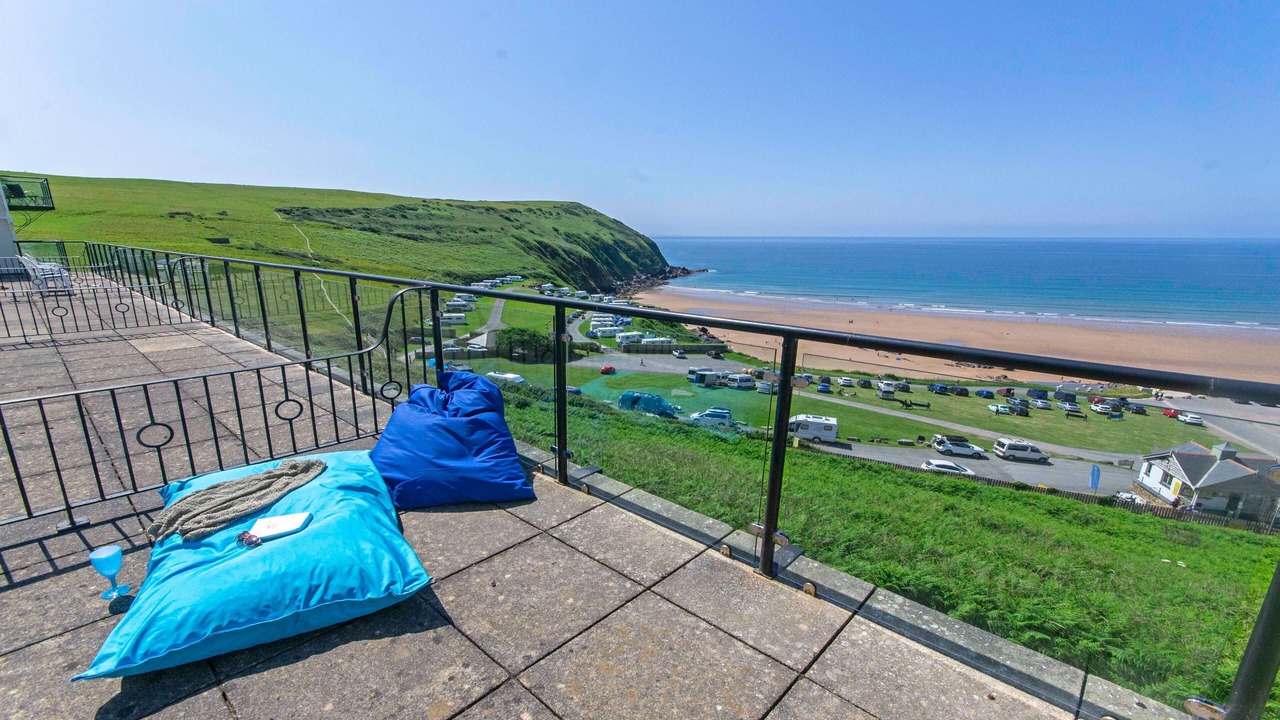 Photo of Others in Putsborough