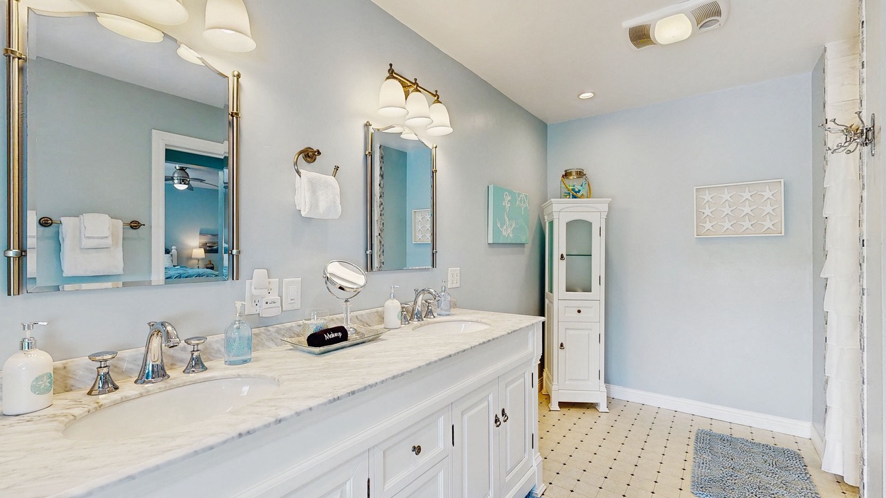 Photo of Bathroom in Fort Bragg