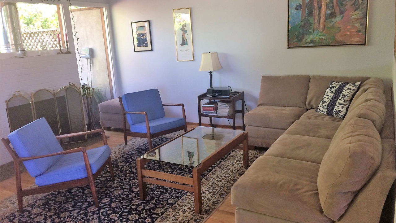 Photo of Livingroom in Northside