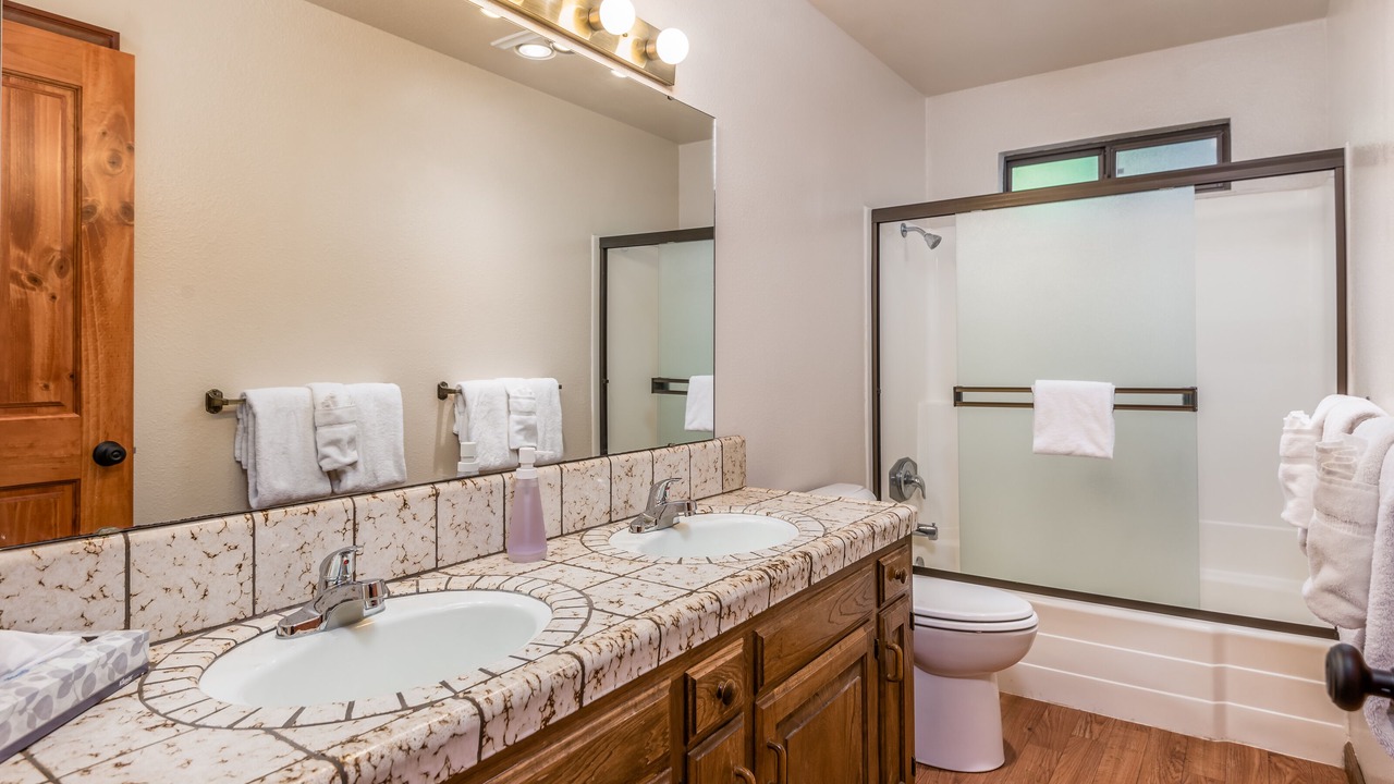 Photo of Bathroom in Fish Camp