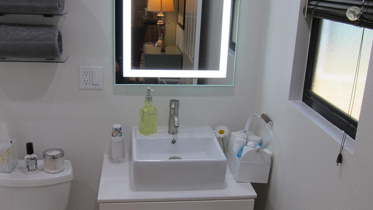 Photo of Bathroom in Northridge