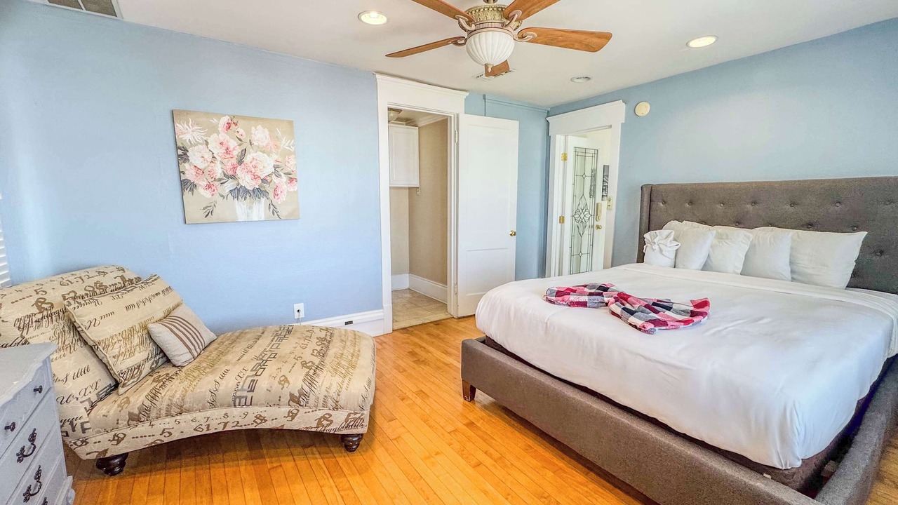 Photo of Bedroom in Bankers Hill