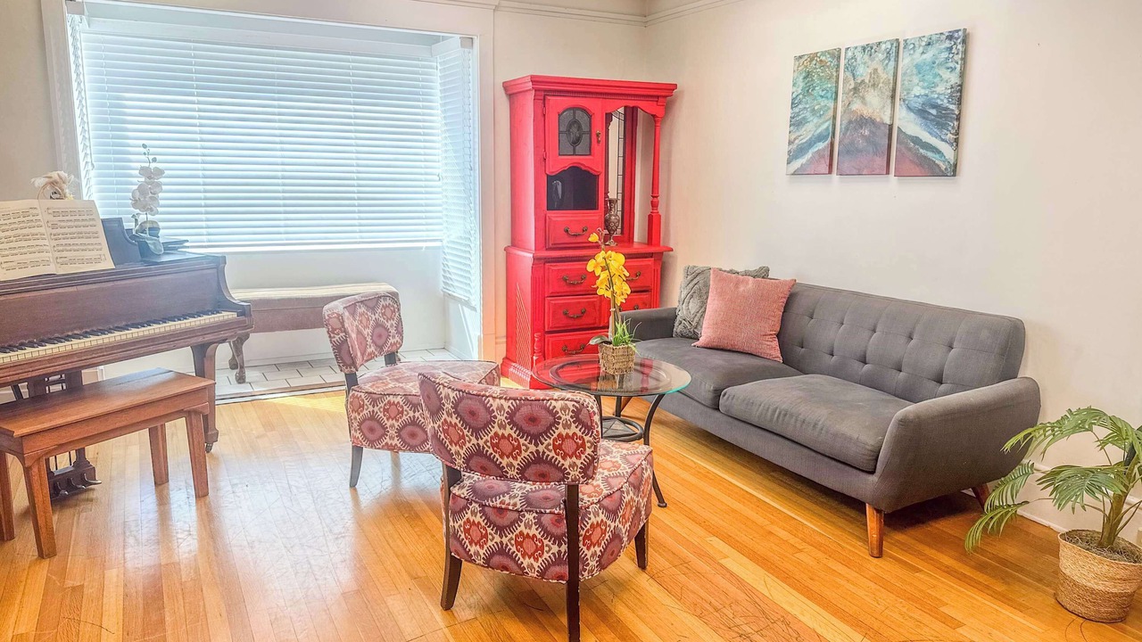 Photo of Livingroom in Bankers Hill