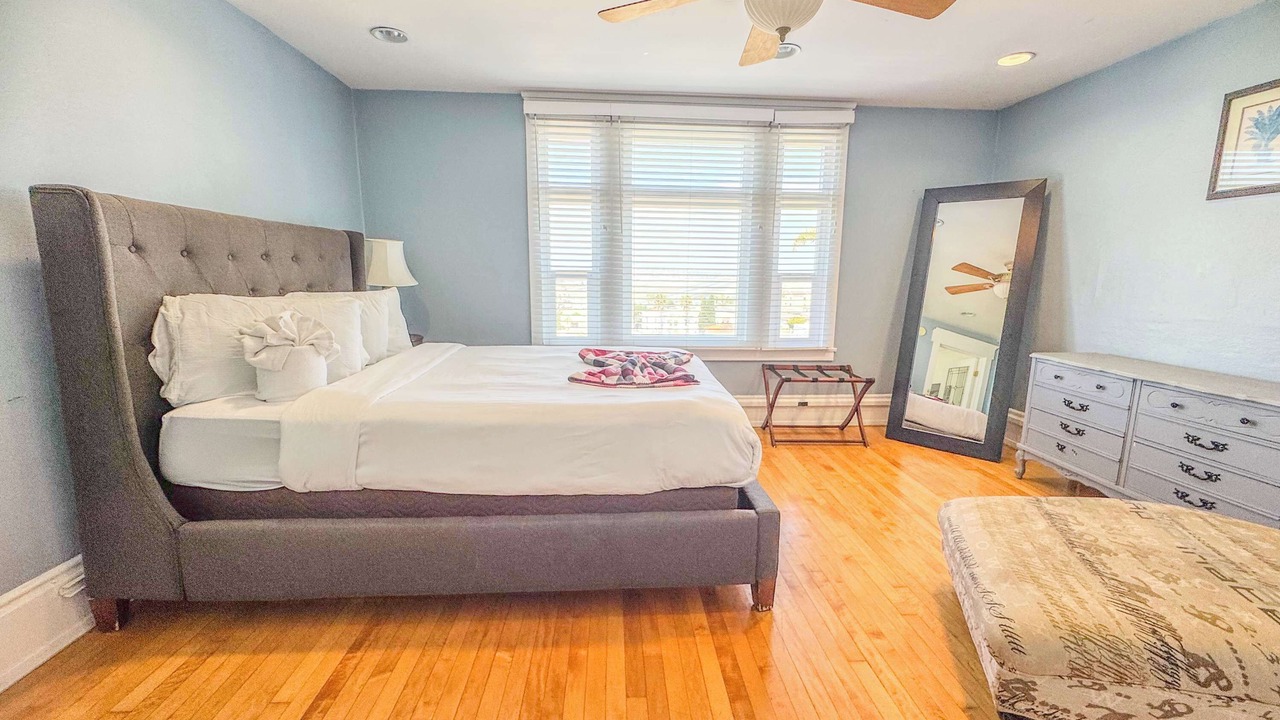 Photo of Bedroom in Bankers Hill