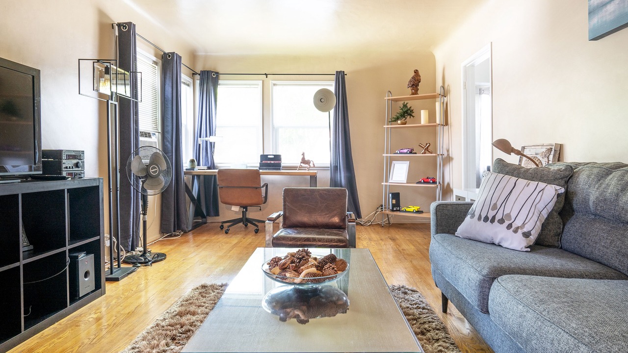 Photo of Livingroom in Eagle Rock