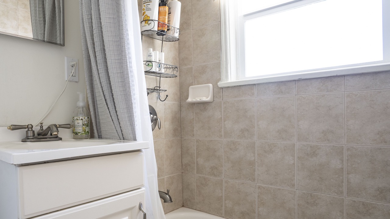 Photo of Bathroom in Eagle Rock
