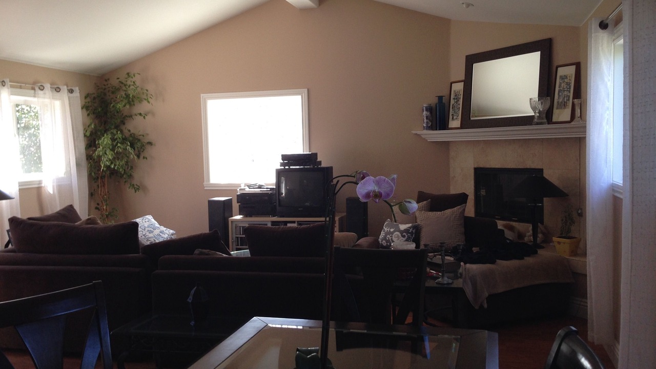 Photo of Livingroom in North Redondo