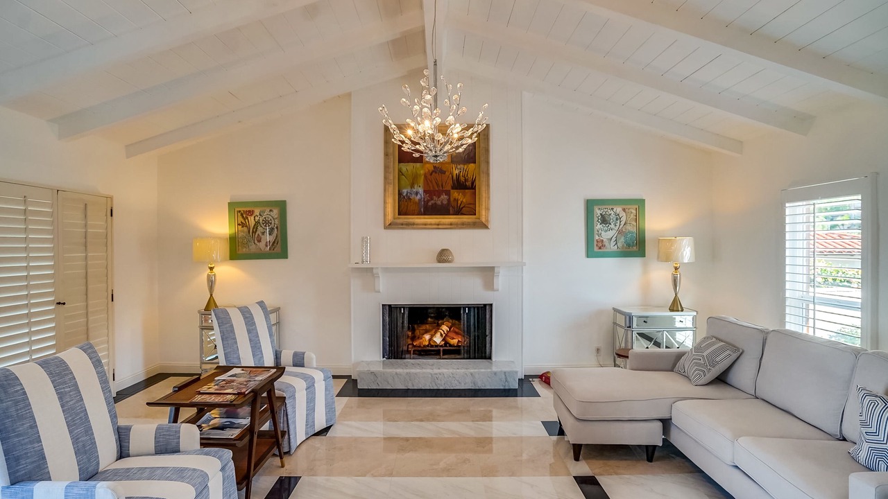 Photo of Livingroom in Palos Verdes Estates
