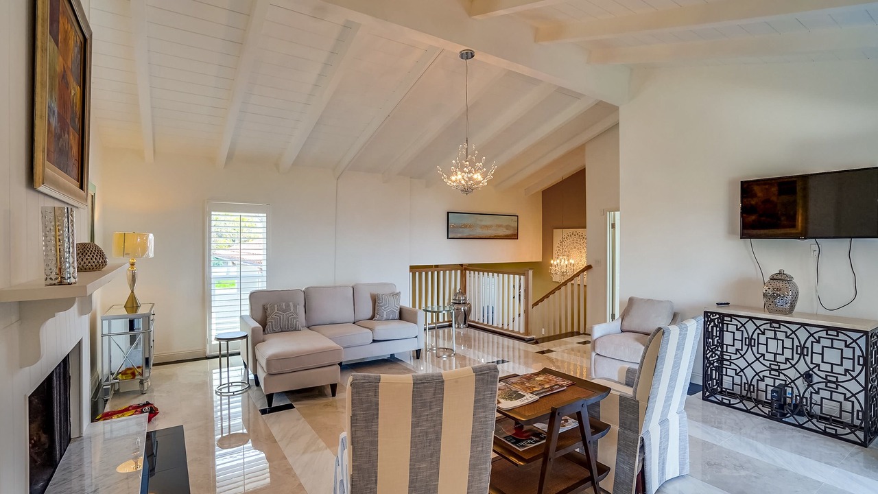 Photo of Livingroom in Palos Verdes Estates