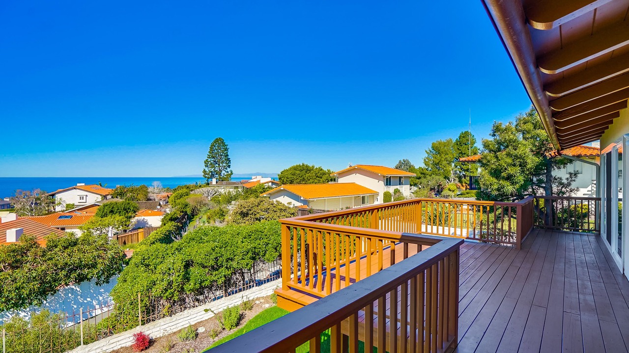 Photo of Patio Balcony in Palos Verdes Estates