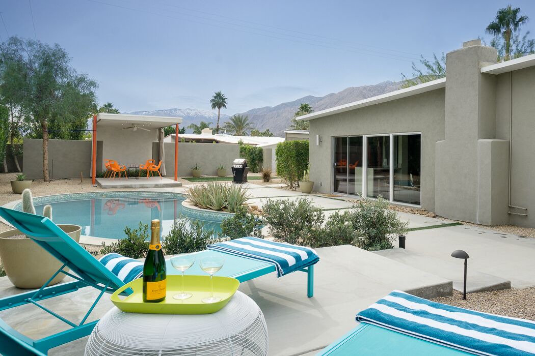 Photo of Outdoor in Racquet Club Estates