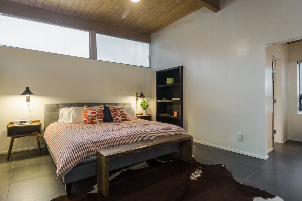 Photo of Bathroom in Racquet Club Estates