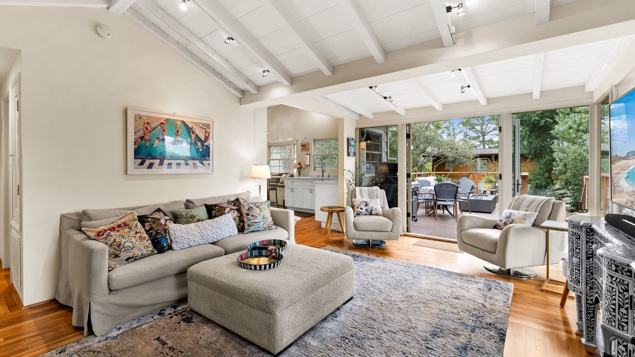 Photo of Patio Balcony in Golden Rectangle