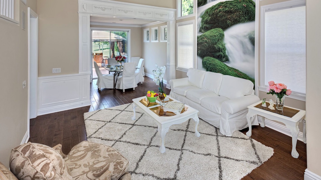 Photo of Livingroom in Tustin