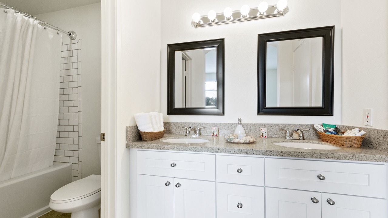 Photo of Bathroom in Laguna Niguel