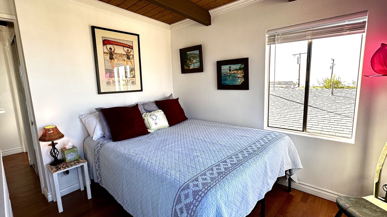 Photo of Bedroom in Laguna Beach