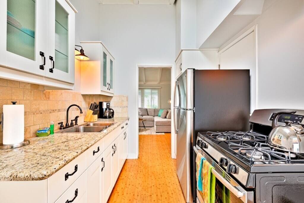 Photo of Kitchen in La Jolla Shores