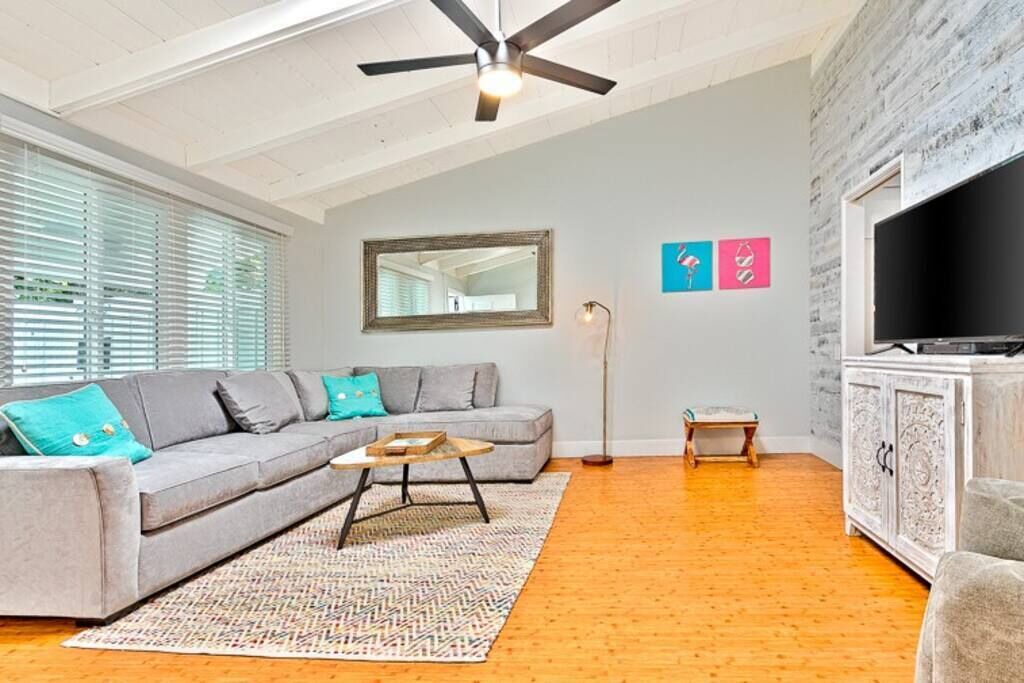 Photo of Livingroom in La Jolla Shores