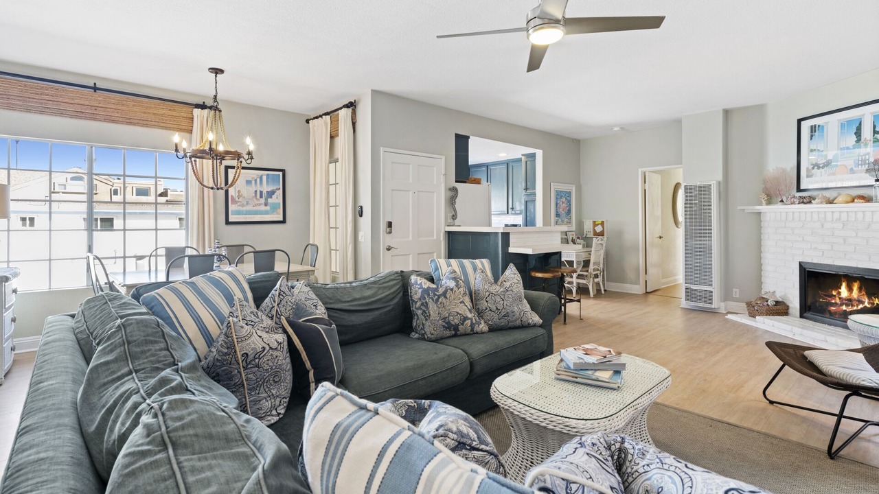 Photo of Livingroom in West Newport