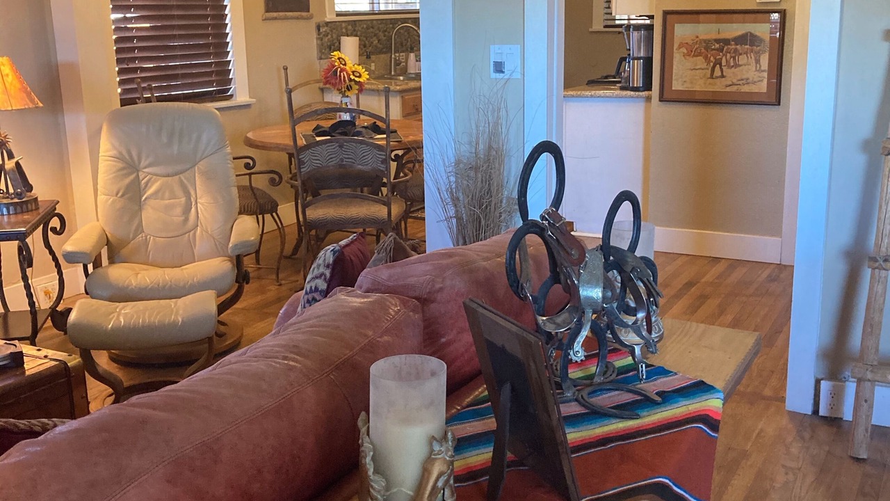 Photo of Livingroom in Morongo Valley