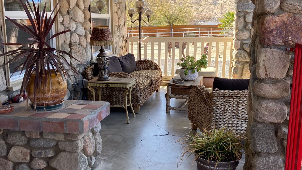 Photo of Patio Balcony in Morongo Valley