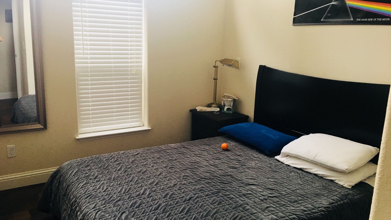 Photo of Bedroom in Calabasas