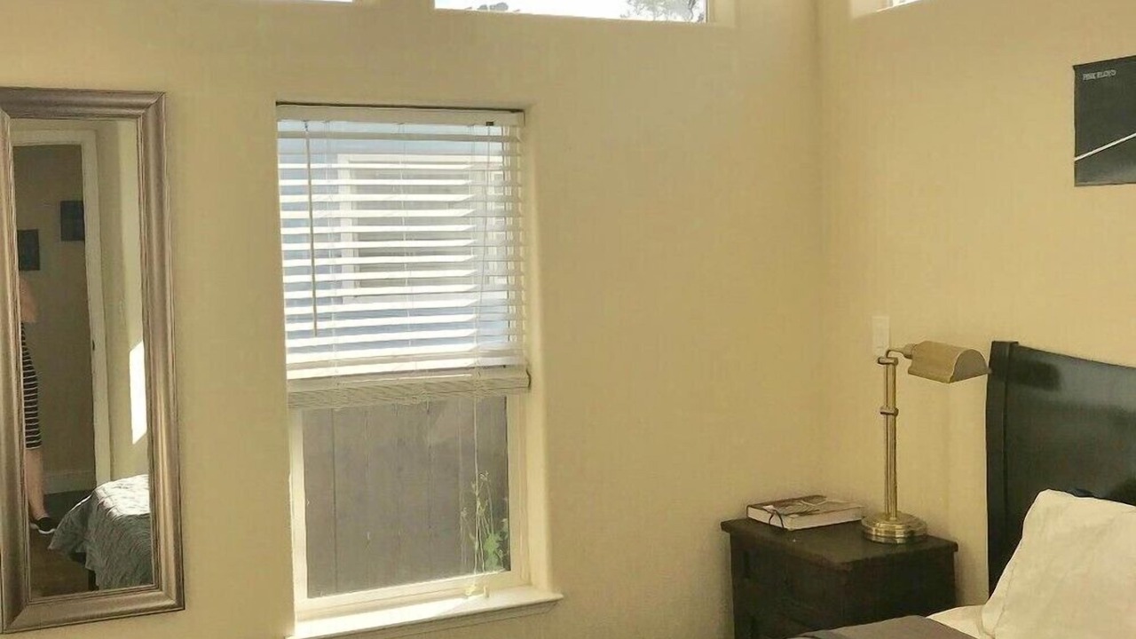 Photo of Bedroom in Calabasas