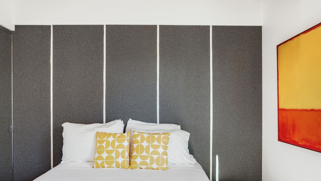 Photo of Bedroom in Racquet Club Estates