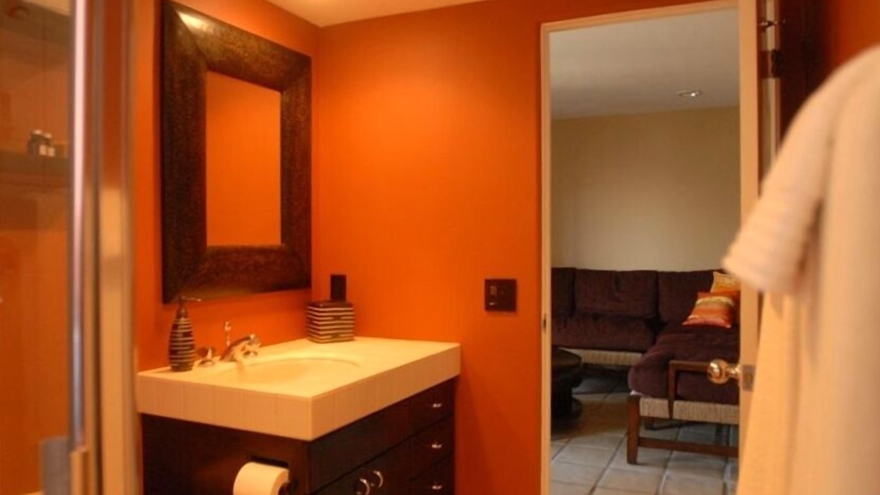 Photo of Bathroom in The Strand