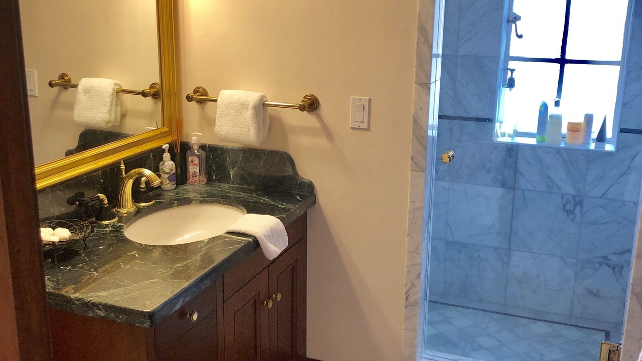 Photo of Bathroom in Hatton Fields