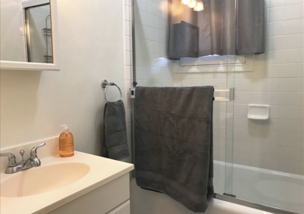 Photo of Bathroom in South Arroyo